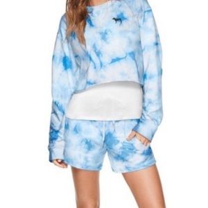 PINK VS | Blue Tye Dyed Crop Pullover Top | Small